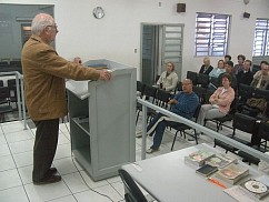 Mini-semin�rio sobre Obsess�o e Desobsess�o, com Teltz Farias